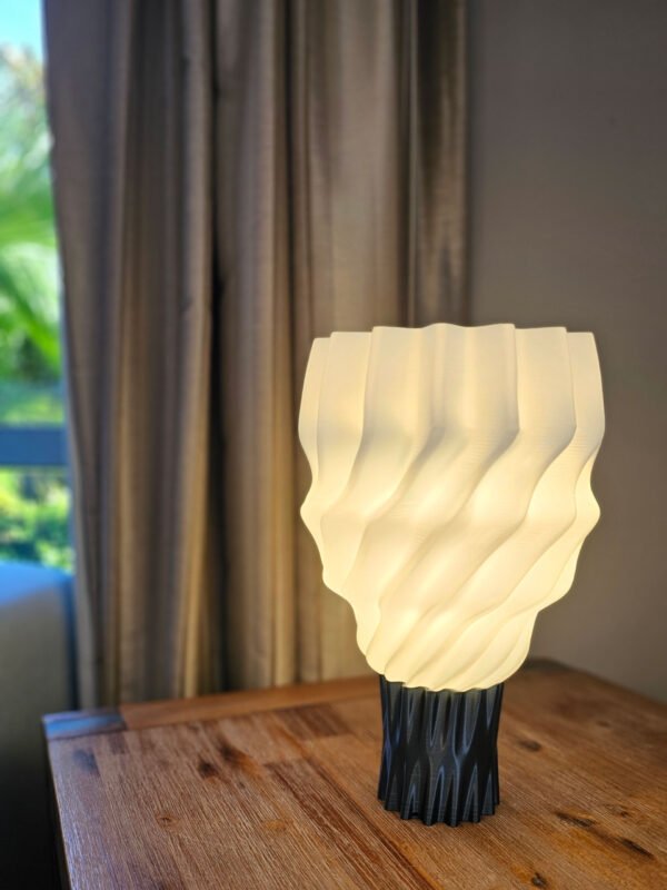 Cactus table lamp