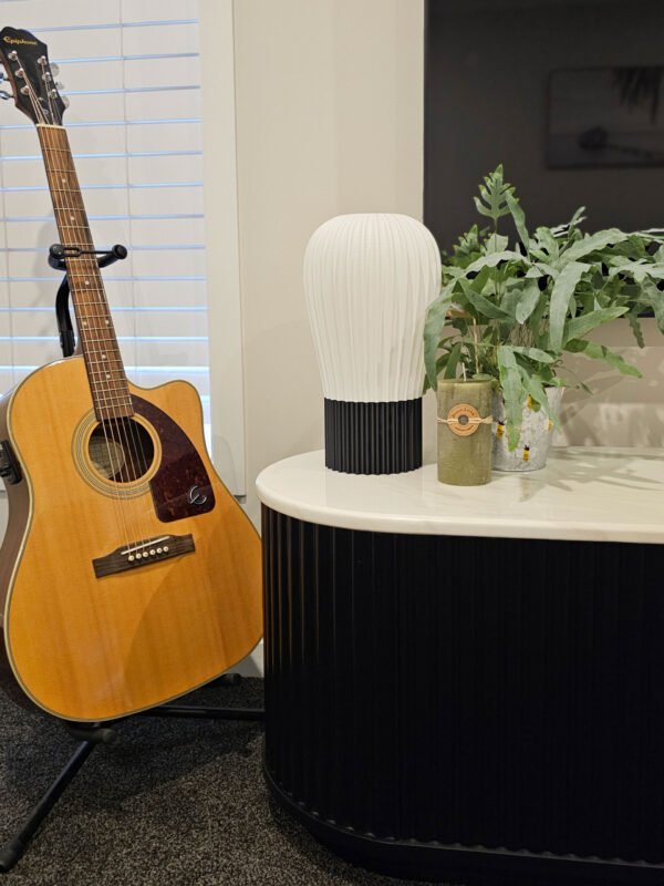 Aurelia table lamp