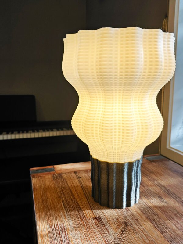 Nautica table lamp
