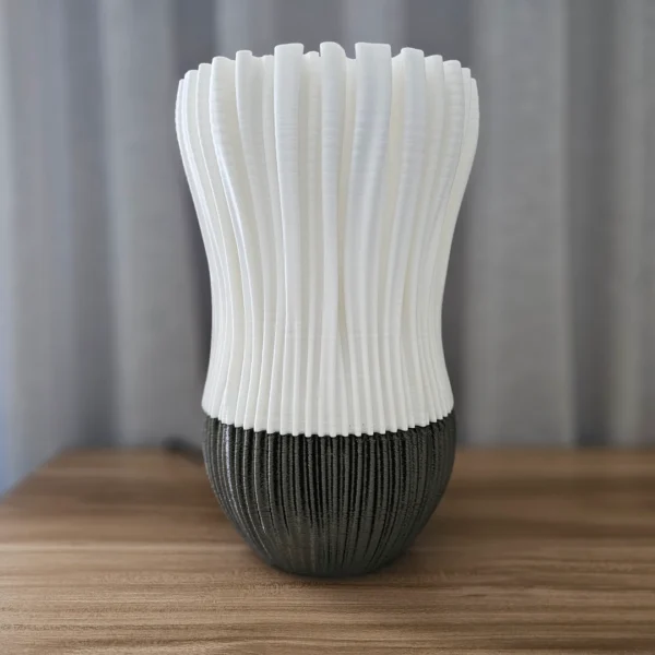 Maris table lamp
